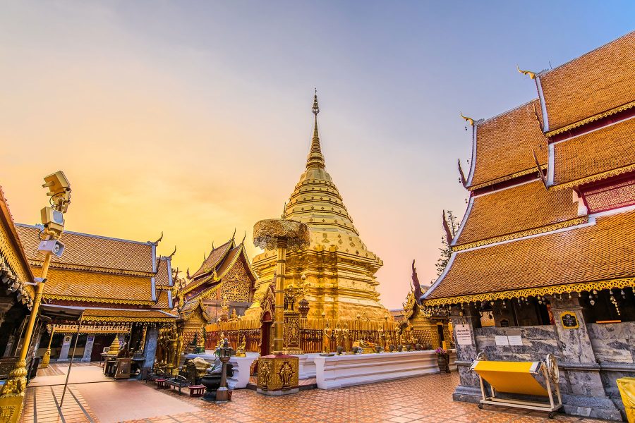 A Private Day Tour Doi Suthep Temple and Handicraft Center